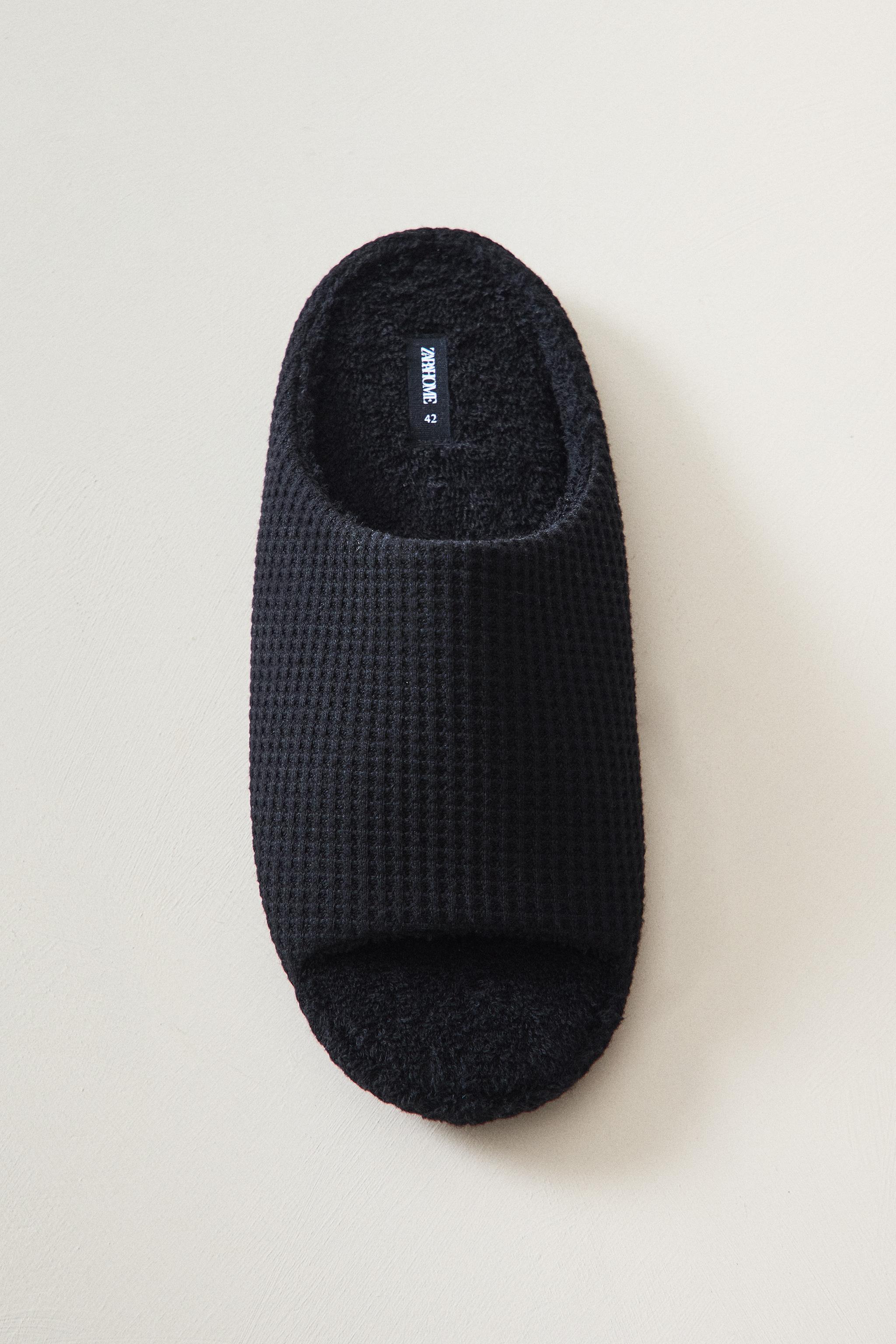 OPEN FABRIC SLIPPERS
